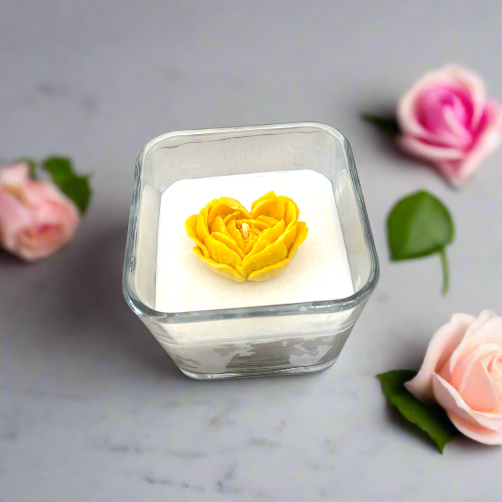 Flower Soy Wax Candle, Fresh Vanilla Scent